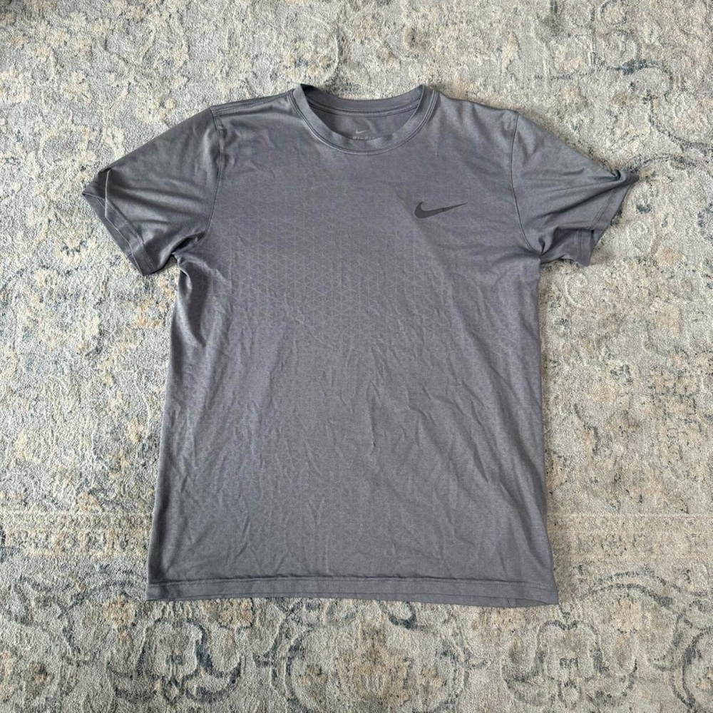 Nike Men's Short Sleeve Performance Tee - Gray